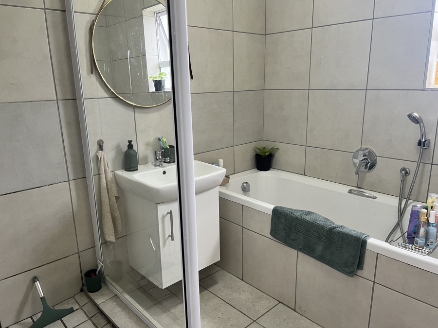 2 Bedroom Property for Sale in Parsonsvlei Eastern Cape